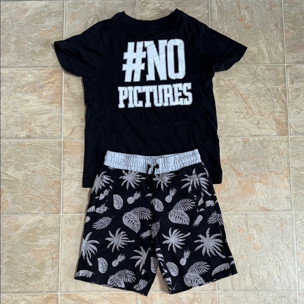 Crazy 8 Black and White Matching Set with Bold Text